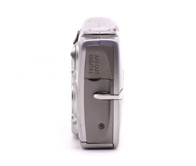 Компактная цифровая камера Canon Digital IXUS 750