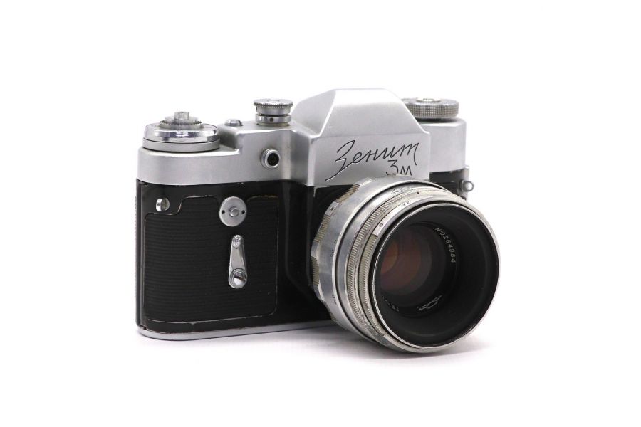 Зеркальный фотоаппарат Зенит 3М + Гелиос-44 silver