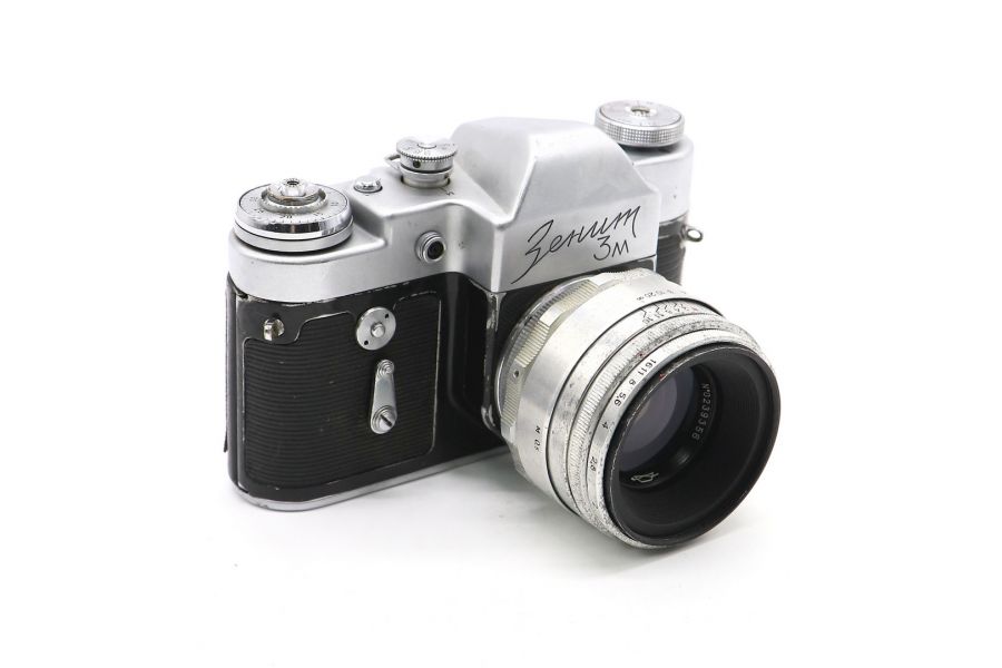 Зеркальный фотоаппарат Зенит 3М + Гелиос-44 silver