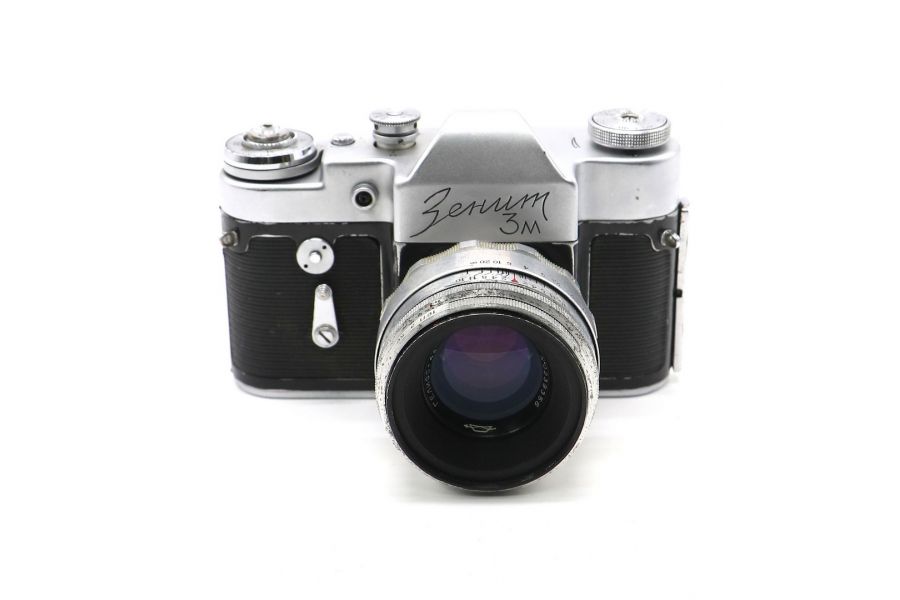 Зеркальный фотоаппарат Зенит 3М + Гелиос-44 silver