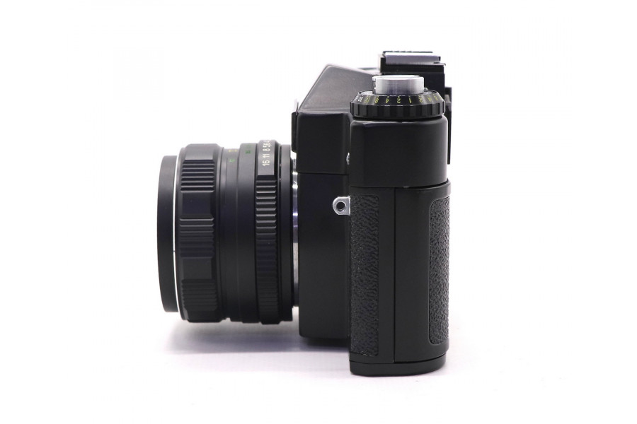 Фотоаппарат Зенит 11 kit в упаковке (СССР, 1989)