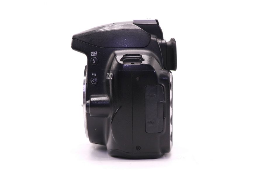 Фотокамера Nikon D3000 body (пробег 37600 кадров)