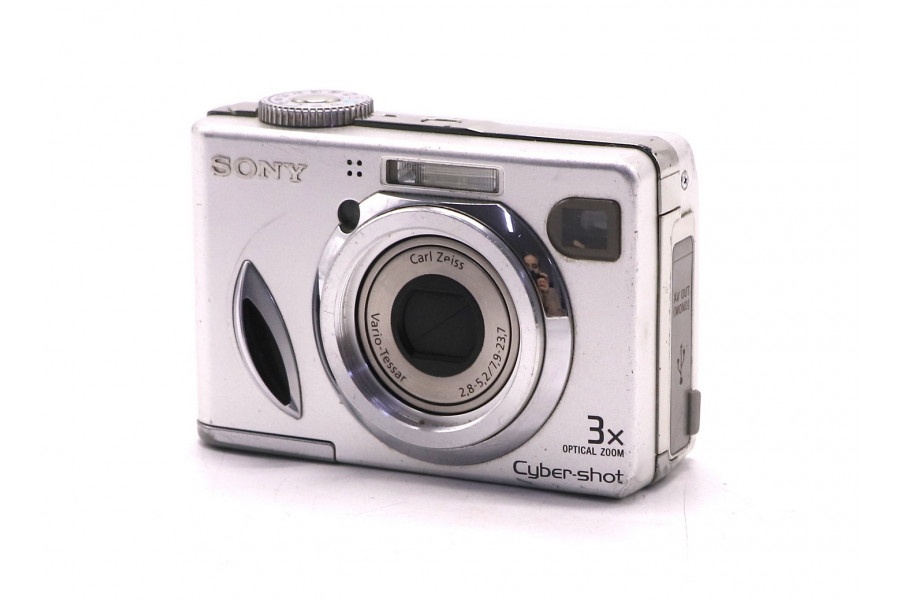 Компактная цифровая камера Sony Cyber-shot DSC-W7