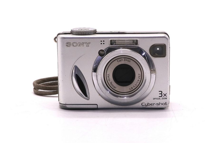 Компактная цифровая камера Sony Cyber-shot DSC-W7