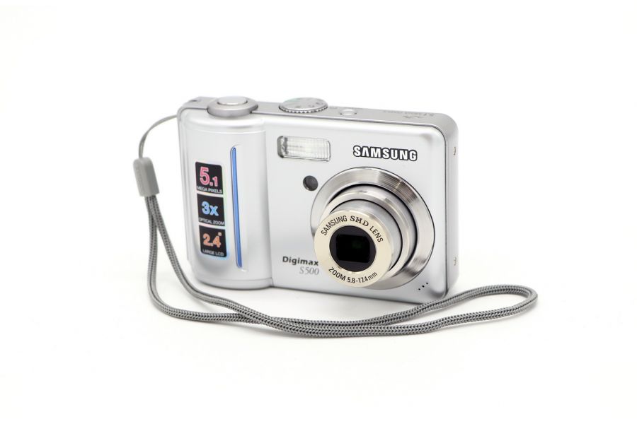 Компактная цифровая фотокамера Samsung Digimax S500