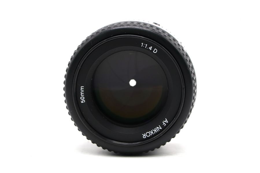 Стандартный объектив Nikon 50mm f/1.4D AF Nikkor 