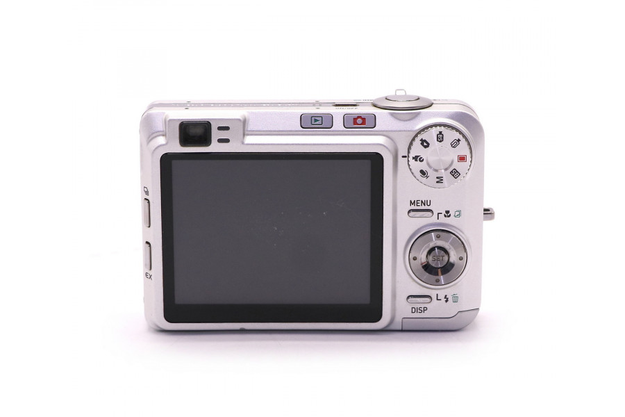 Компактная фотокамера Casio Exilim EX-Z750