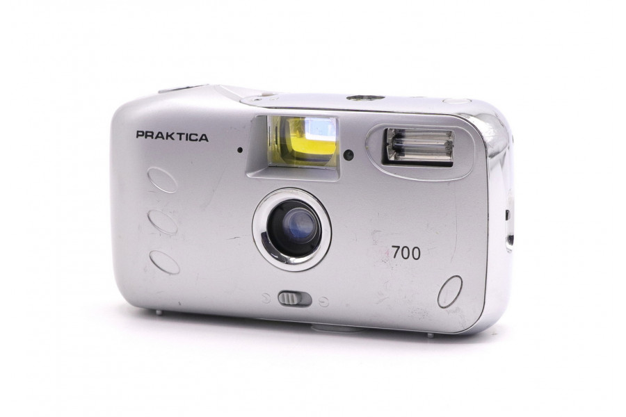 Компактная пленочная камера Praktica CM700