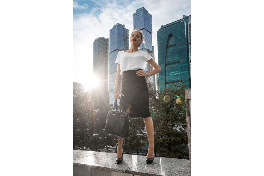 Объектив цифровой Sony FE 28-70mm f/3.5-5.6 OSS