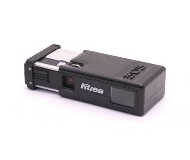 Советский миниатюрный фотоаппарат Киев 303