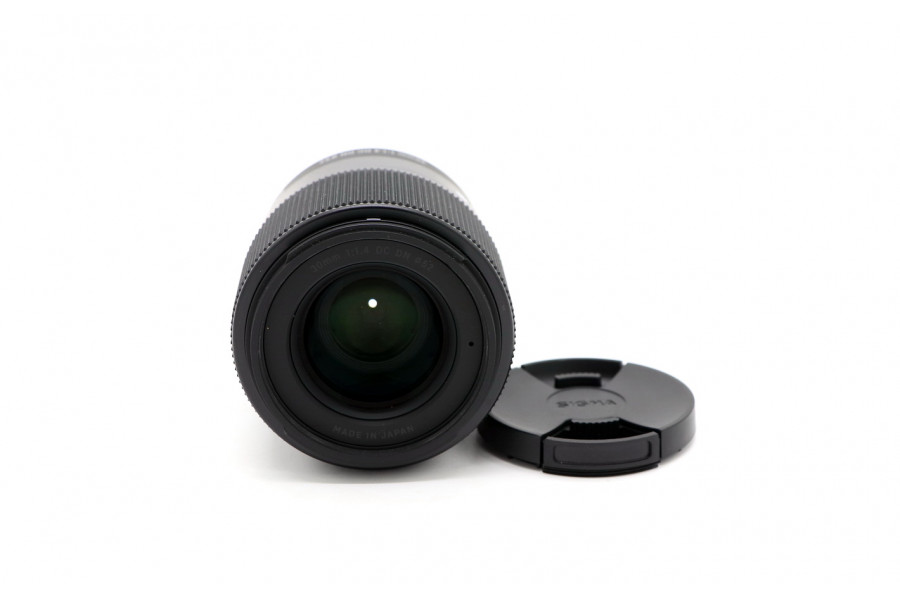 Новый Sigma AF 30mm f/1.4 DC DN Contemporary Sony E в упаковке