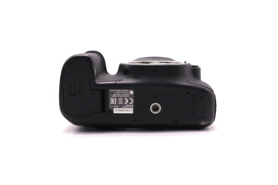 Canon EOS 6D body в упаковке (пробег 23000 кадров)
