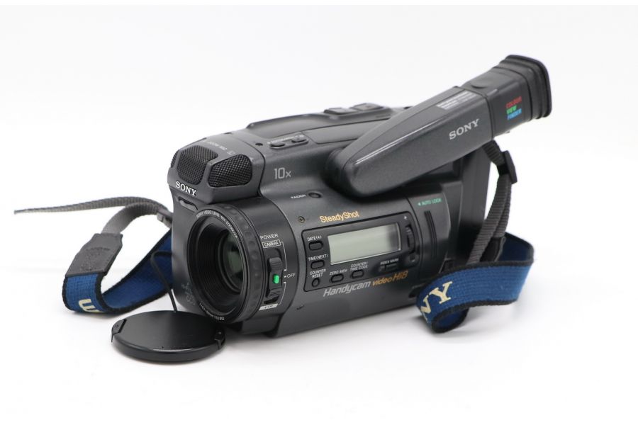 Видеокамера цифровая Sony CCD-TR2000E Handycam