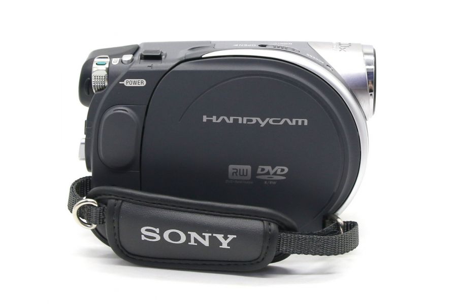 Видеокамера цифровая Sony DCR-DVD205E Handycam