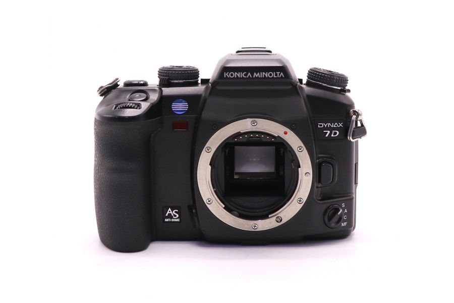 Konica Minolta Dynax 7D body зеркальная фотокамера
