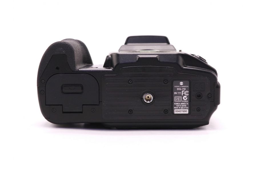 Konica Minolta Dynax 7D body зеркальная фотокамера