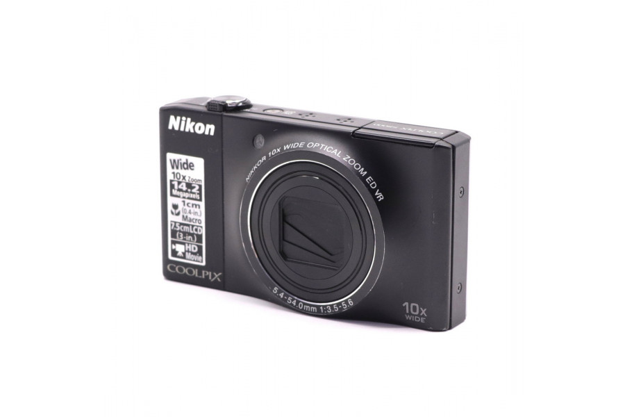 Компактная фотокамера Nikon coolpix S8000