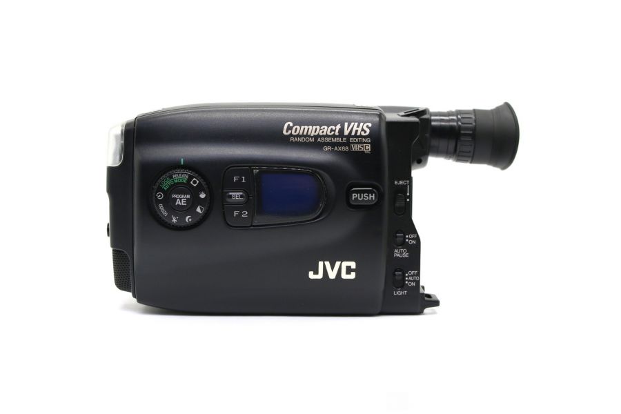 Винтажная модель видеокамера JVC GR-AX68 