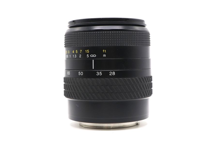 Tokina AF 28-80mm f/3.5-5.6