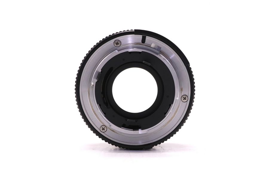 Светосильный объектив Nikon 50mm f/1.8 Nikkor