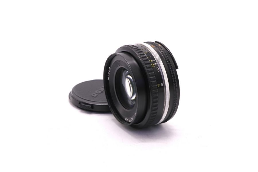 Светосильный объектив Nikon 50mm f/1.8 Nikkor