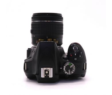 Nikon D3300 kit в упаковке (пробег 1715 кадров)