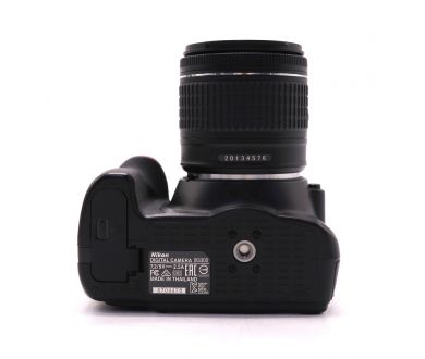 Nikon D3300 kit в упаковке (пробег 1715 кадров)