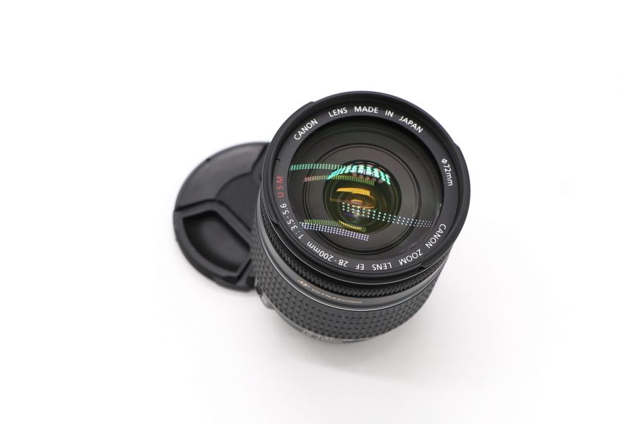 Объектив Canon EF 28-200mm f/3.5-5.6 USM