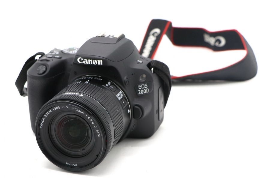 Фотоаппарат Canon EOS 200D kit (пробег 385 кадров)