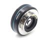 Объектив Samsung 30mm f/2 Pancake в упаковке