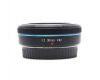 Объектив Samsung 30mm f/2 Pancake в упаковке