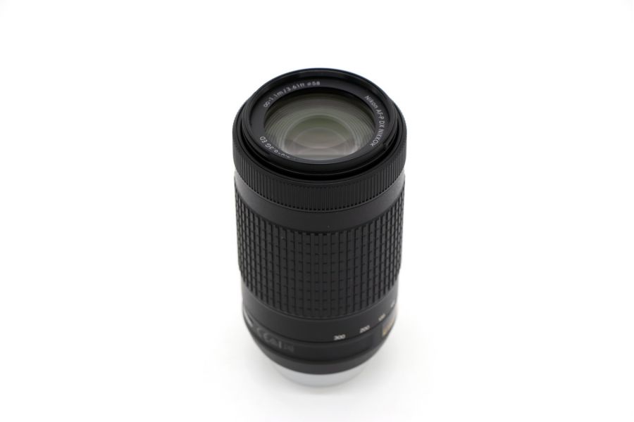 Nikon 70-300mm f/4.5-6.3G ED AF-P DX
