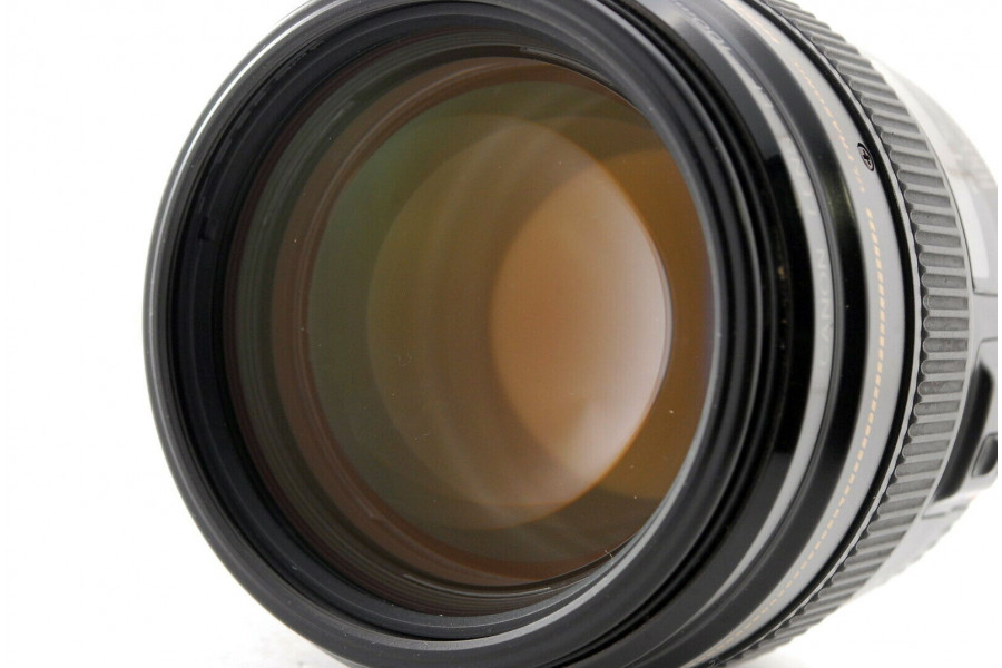 Canon EF 100mm f/2 USM