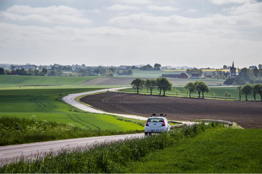 Canon EF 100mm f/2 USM