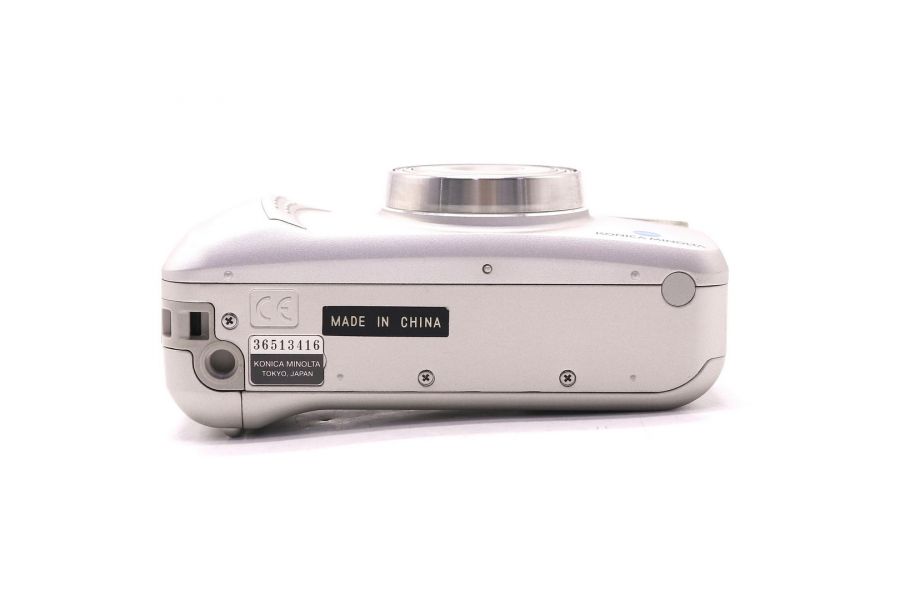 Фотокамера аналоговая Minolta Zoom 130c Date