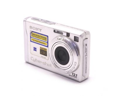 Компактная «мыльница» Sony Cyber-shot DSC-W200