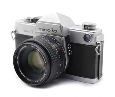 Плёночная зеркальная камера Minolta SR-7 kit