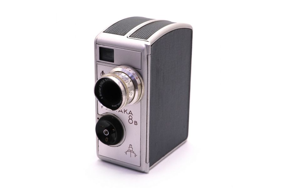 Винтажная немецкая кинокамера Pentaka 8B