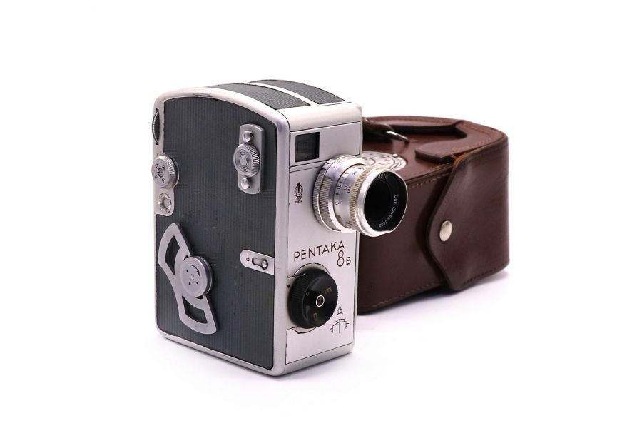 Винтажная немецкая кинокамера Pentaka 8B