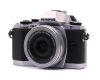 Камера Olympus OM-D E-M10 kit box (пробег 2470 кадров)