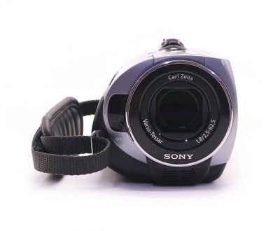 Видеокамера цифровая Sony DCR-SR82E Handycam