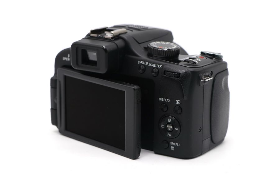 Компактная цифровая фотокамера Leica V-Lux 3