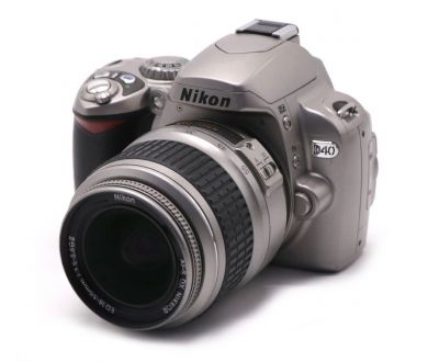 Фотокамера Nikon D40 kit (пробег 15935 кадров)