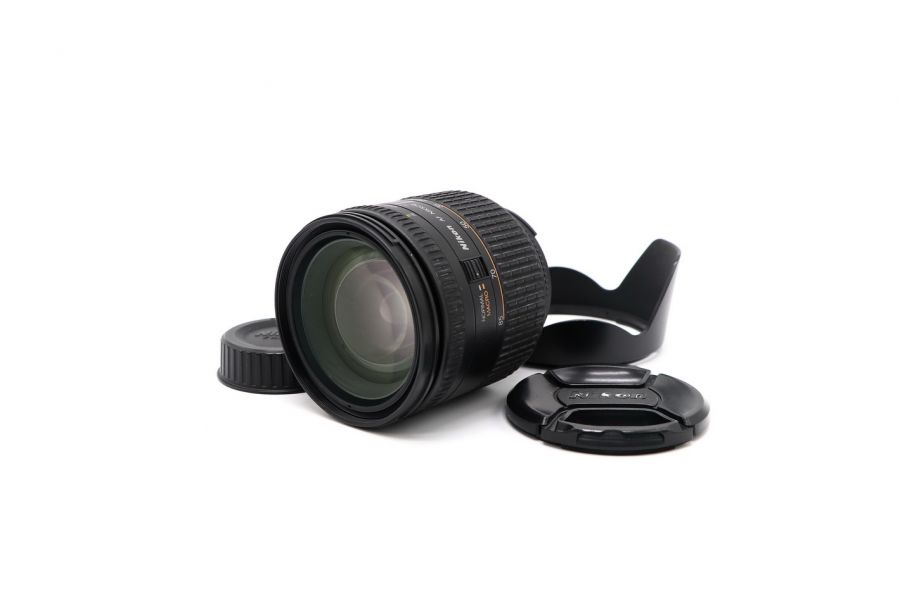 Nikon AF 24-85mm f/2.8-4D Nikkor (Japan, 2010)