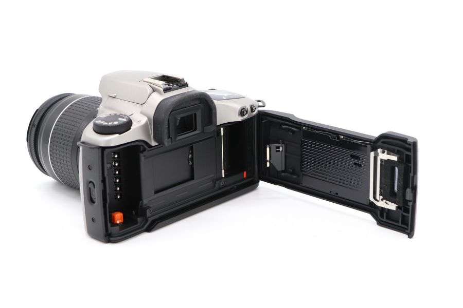 Плёночный фотоаппарат Canon EOS 3000n kit