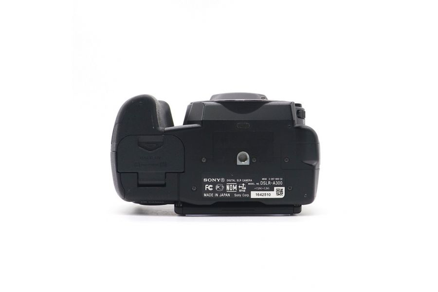 Фотоаппарат зеркальный Sony a300 body (Japan)