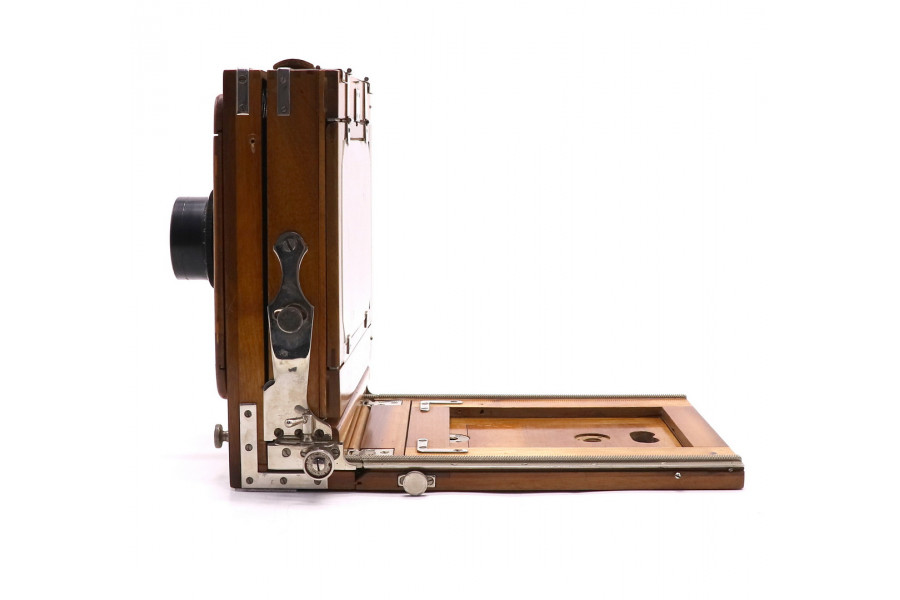 Советский крупноформатный фотоаппарат ФК 13х18