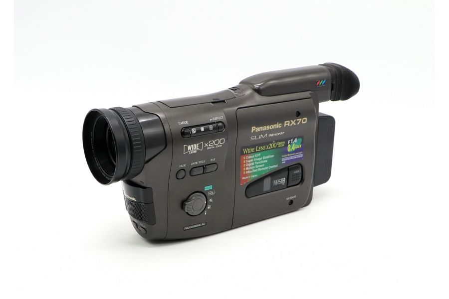 Видеокамера японская Panasonic NV-RX70EN
