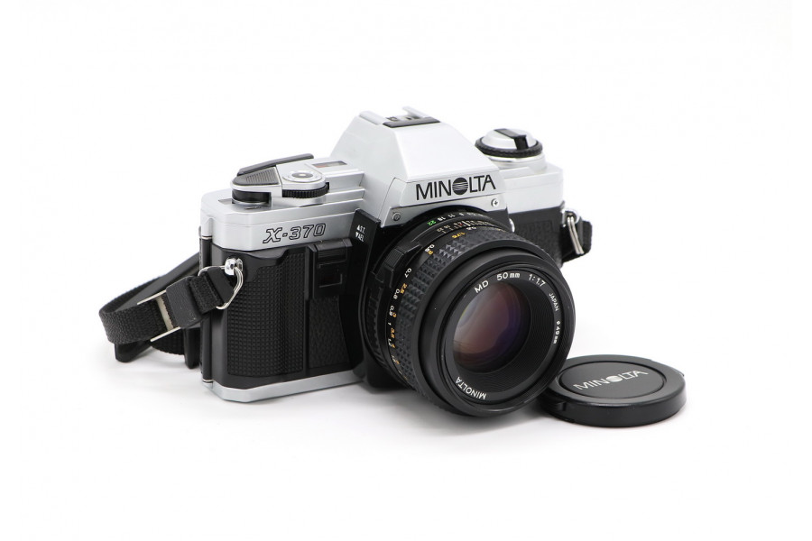 Зеркальный фотоаппарат Minolta X-370 kit