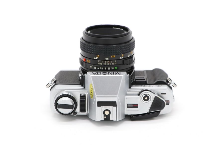 Зеркальный фотоаппарат Minolta X-370 kit